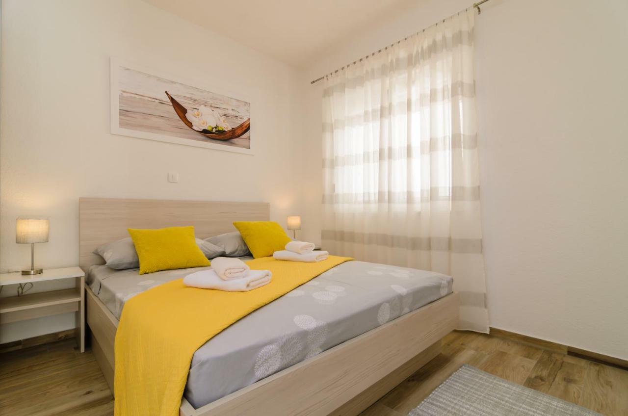 Apartment Petra Zadar Exteriör bild