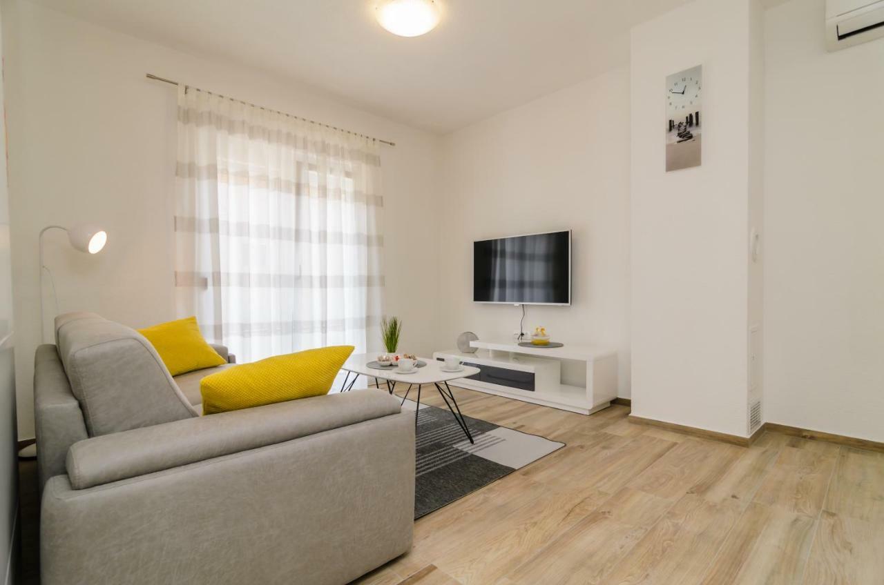 Apartment Petra Zadar Exteriör bild