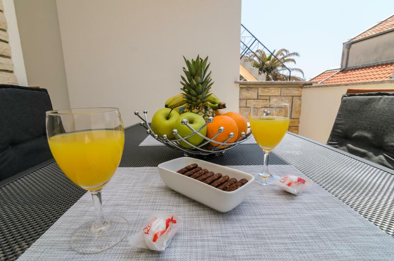 Apartment Petra Zadar Exteriör bild